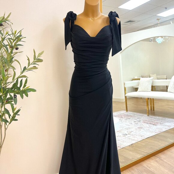 Liza Dress | Black CD943 - Picture 1 of 2